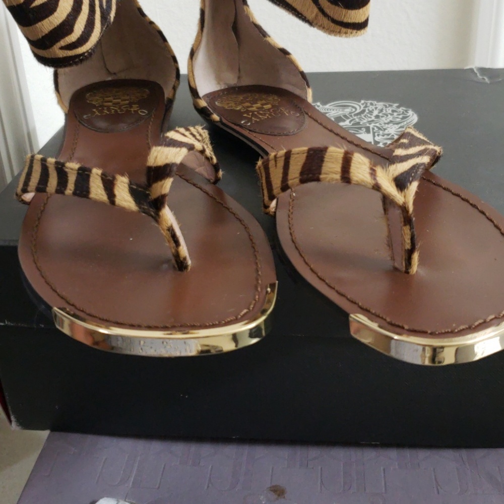 Shoes - Picture 5 of 6